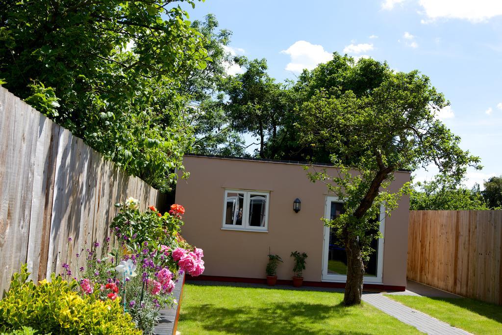 No. 82 B&B Stratford-upon-Avon Exteriör bild