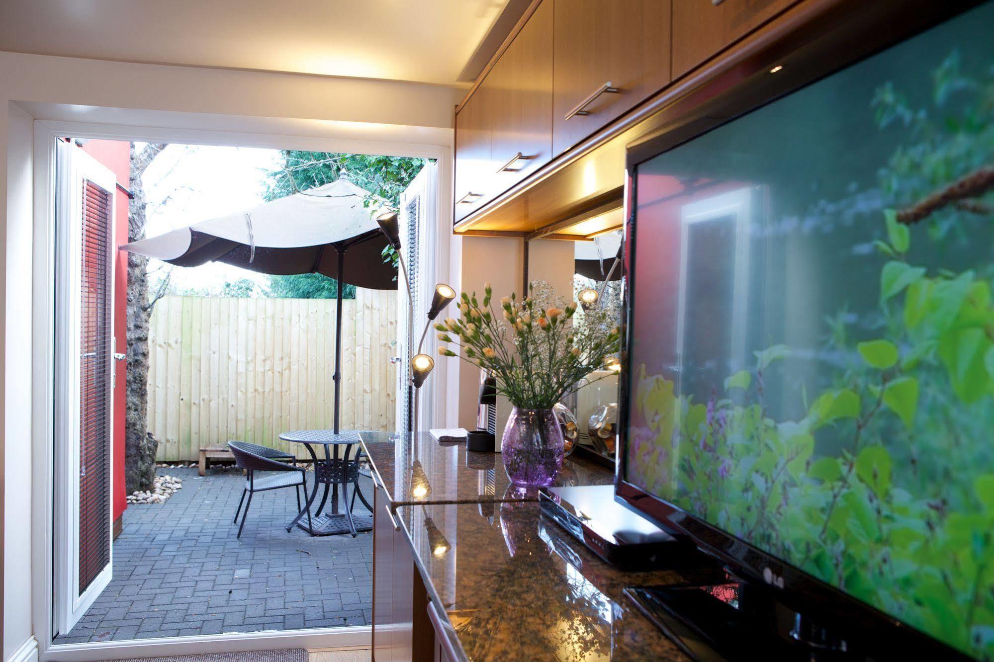 No. 82 B&B Stratford-upon-Avon Exteriör bild
